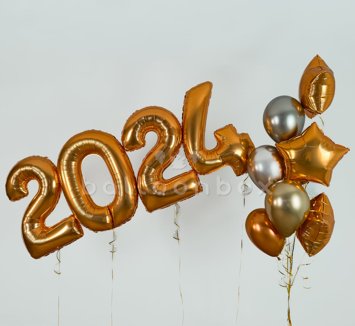 Kit Especial de Año Nuevo: Globos de Helio 2026 + Bouquets Extra