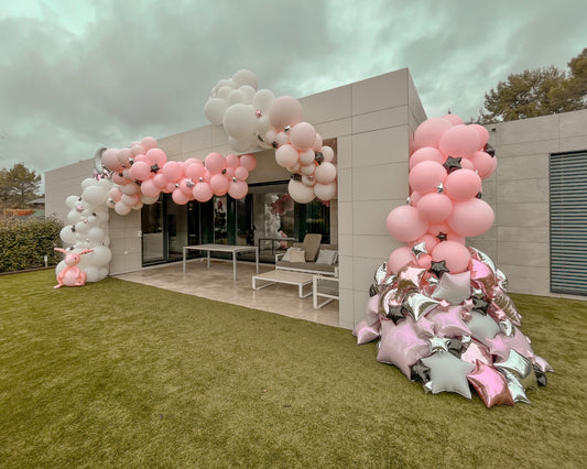 Arcos y semi arcos de globos (Contáctanos para un presupuesto personalizado).