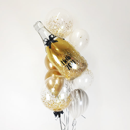 Hello 2021 balloon bouquet